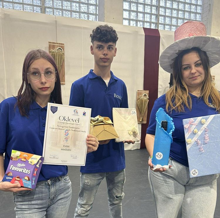 Hatalmas bravúr az országos díszcsomagoló versenyen!