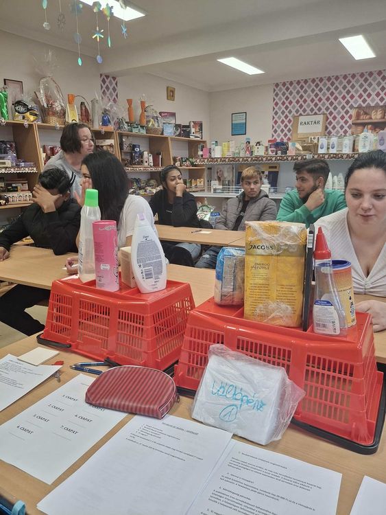 "Mindenki jár boltba” háziverseny