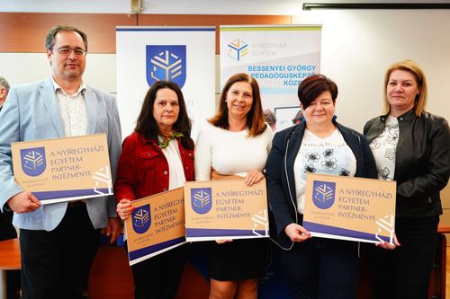 Részt vettünk a „Nyíregyházi Egyetem partnerintézménye” elismerések átadó ünnepségén.